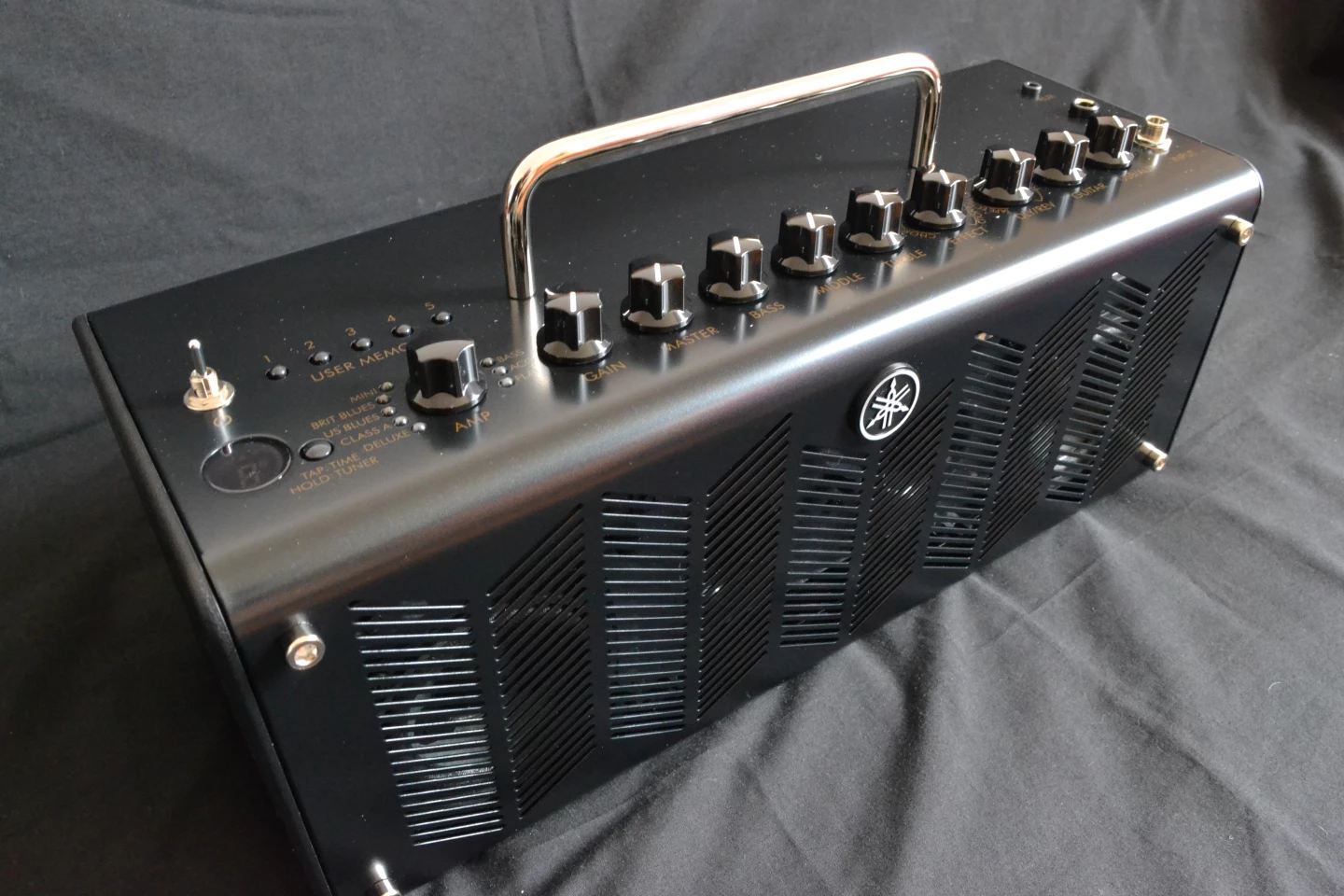 Yamaha THR10C ギターアンプ 好評のシリーズに個性的な3つのバリエーションを追加 ヤマハ